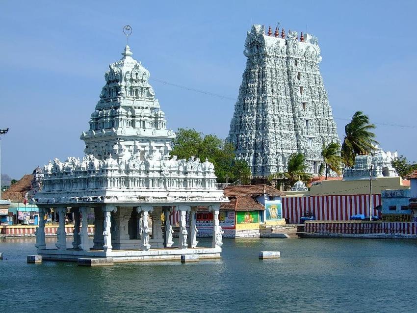 הוילה קניאקומרי Tamizh Nest - தமிழ்க்குடில் מראה חיצוני תמונה